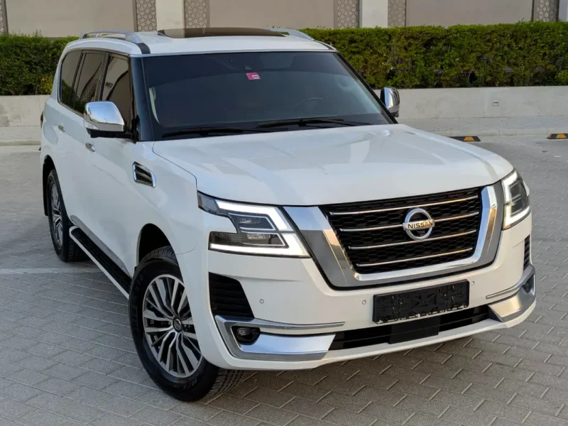 2020 Nissan Patrol SE Platinum 4.0 Litres 6 Cylinders Petrol Engine White Tan SUV GCC Specs