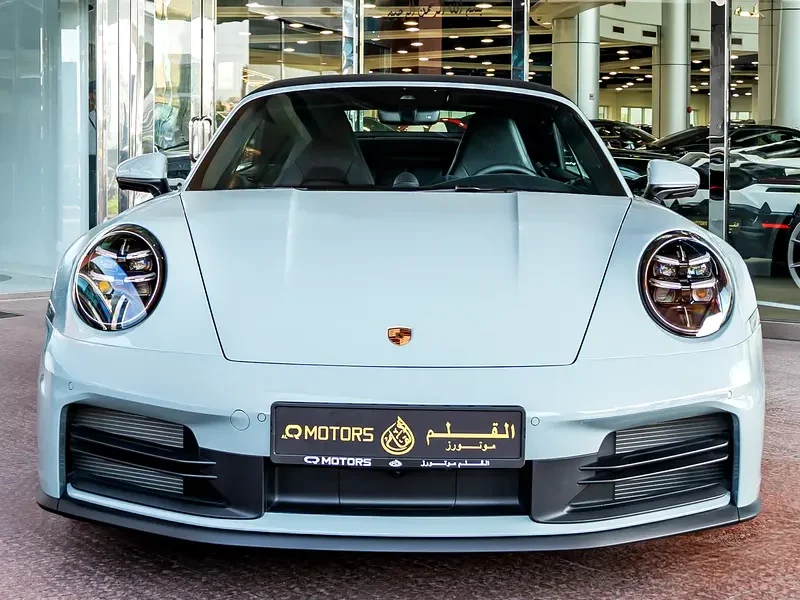 2025 Porsche 911 Carrera 3.0l Twin Turbo 6 Cylinders Engine Green Black Soft Top Convertible