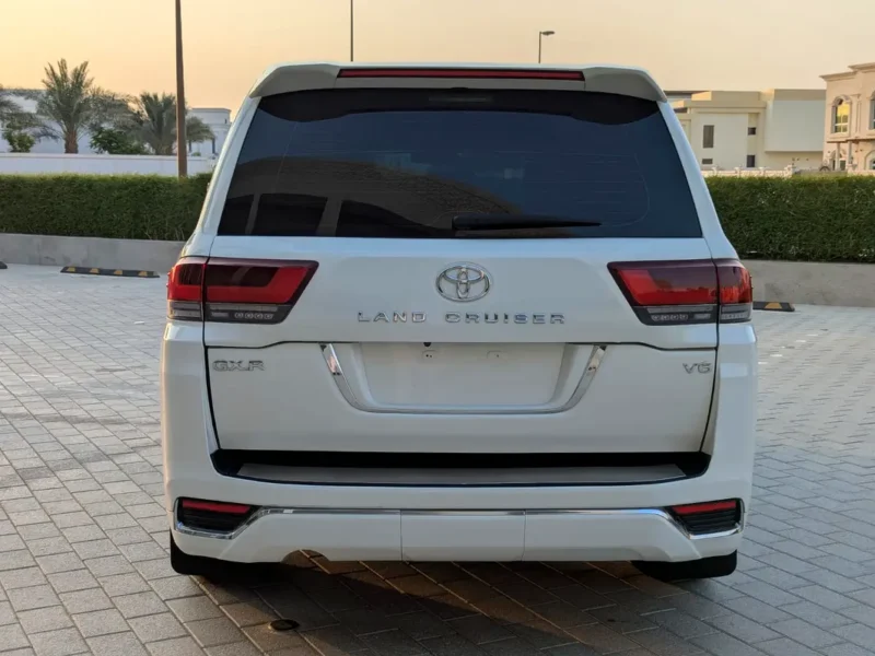 2015 Toyota Land Cruiser GXR Facelifted 2025 4.0L 6 Cylinders Petrol Engine White Red SUV GCC