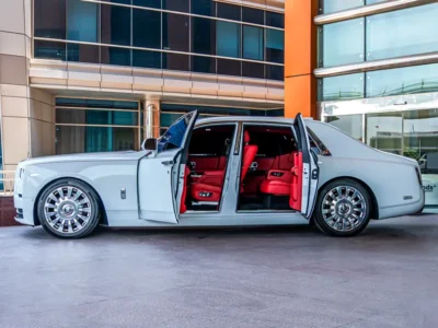 2022 Rolls-Royce Phantom Standard 12 Cylinders Petrol Engine White Red Sedan GCC Specs