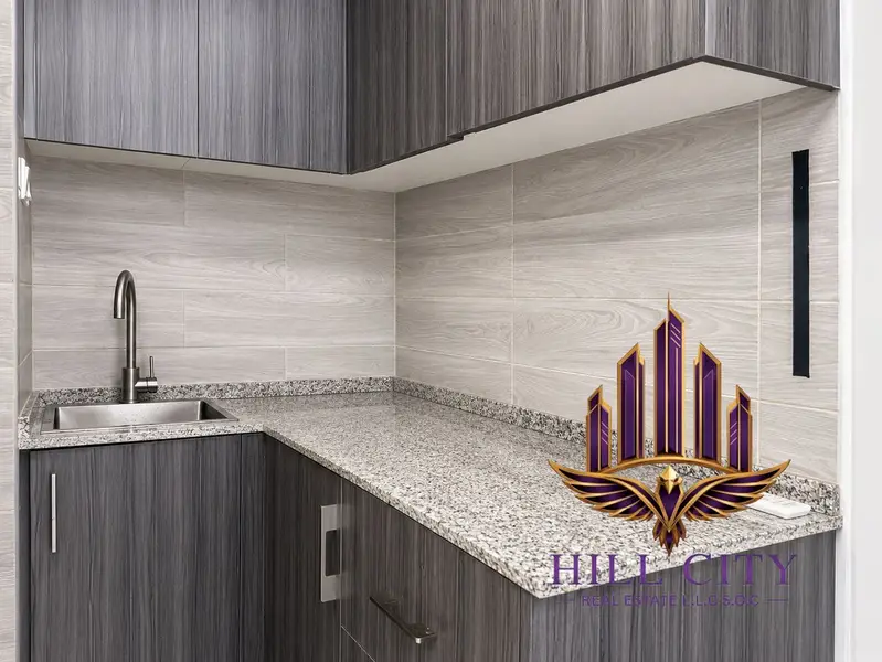 350 sqft Studio Apartment | Prime Location | Family-Friendly | Hor Al Anz