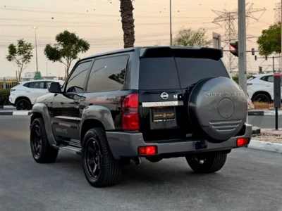 2023 Nissan Patrol Safari Super Safari 4.8L VTC 6 Cylinder Petrol Engine Black Tan SUV GCC