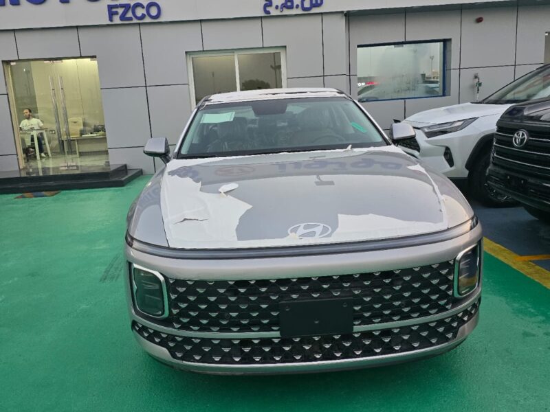 2026 Hyundai Azera 3.5 Litres V6 Petrol Engine Grey Tan Luxury Sedan GCC Specs Automatic