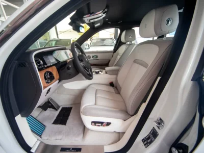2026 Rolls-Royce Cullinan Silver Badge 6.75 Litres Twin-Turbo V12 Petrol Engine White SUV