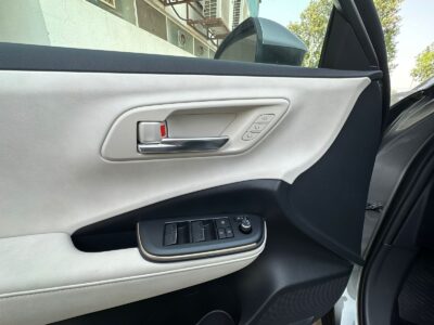 2026 Toyota Crown 2.5 Litres 4 Cylinders Hybrid Engine Grey Beige Sedan GCC Specs Automatic