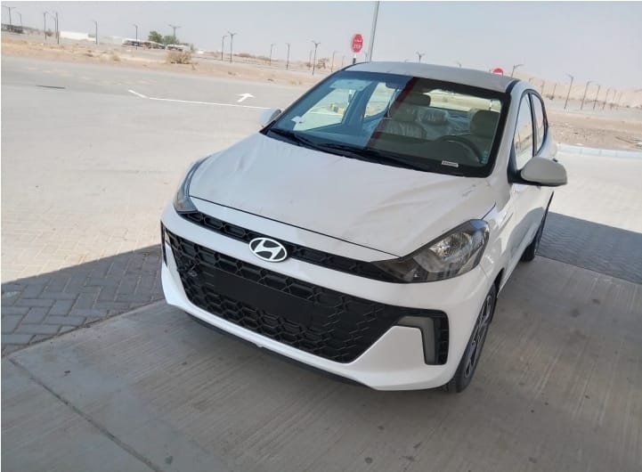 2024 Hyundai i10 1.2 Litres 3 Cylinders Petrol Engine White Beige Compact Hatchback GCC