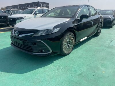 2024 Toyota Camry 2.5 Litres 4-Cylinders Petrol Engine Black Beige Sedan GCC Specs FWD