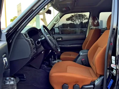 2023 Nissan Patrol Safari Super Safari 4.8L VTC 6 Cylinder Petrol Engine Black Tan SUV GCC