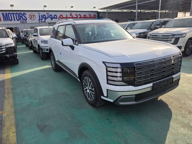 2026 Hyundai Palisade 3.5-liter V6 Petrol Engine White Black Luxury 7-Seater SUV Automatic