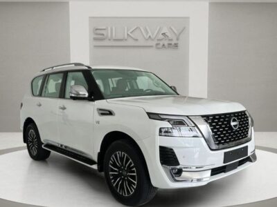 2024 Nissan Patrol LE Platinum City 5.6L 8 Cylinders Petrol Engine White Red SUV GCC Specs