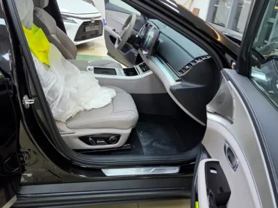 2025 BYD HAN Flagship Edition Electric Vehicle 650+ KM Range Black Beige Sedan Chinese Specs