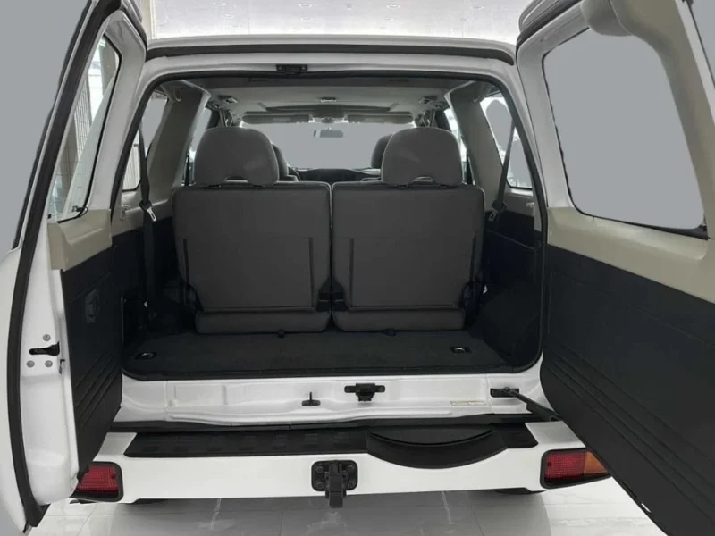 2024 Nissan Patrol Safari SW 4.8 Litres 6 Cylinders Petrol Engine White Grey SUV GCC Specs AT