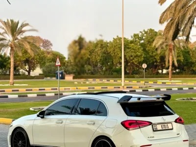 2019 Mercedes-Benz A-Class A 250 4 Cylinders Petrol Engine White Black Sedan GCC Specs