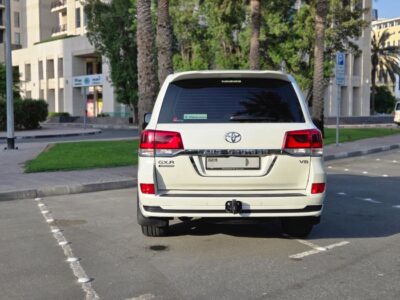 2021 Toyota Land Cruiser GXR Grand Touring 4.6 Litres V8 Petrol Engine White Tan SUV GCC Specs