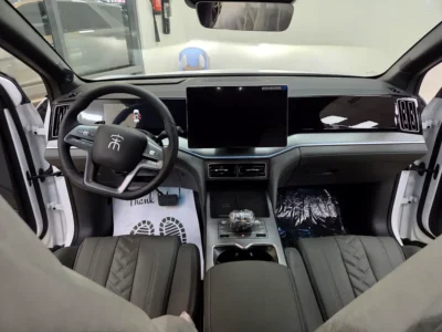 2025 BYD Song Plus 4 Cylinders Plug-in Hybrid Engine White Black SUV Chinese Specs