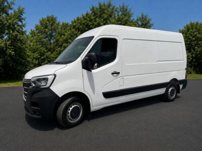 2025 Renault Master NEW MASTER L2H2 2.3 Litres 4 Cylinders Diesel Engine White Black Van