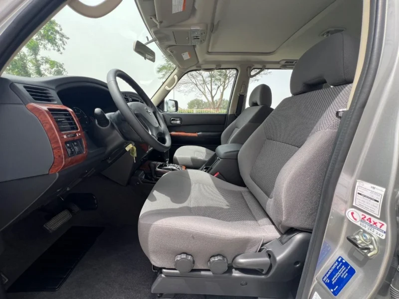 2024 Nissan Patrol Safari SW 4.8 Litres 6 Cylinders Petrol Engine Silver Grey SUV GCC Specs Manual