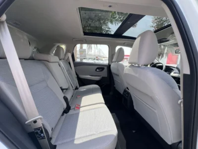 2024 Nissan X-Trail SV 2.5 Litres 4 Cylinders Petrol Engine White Beige SUV GCC Specs Automatic