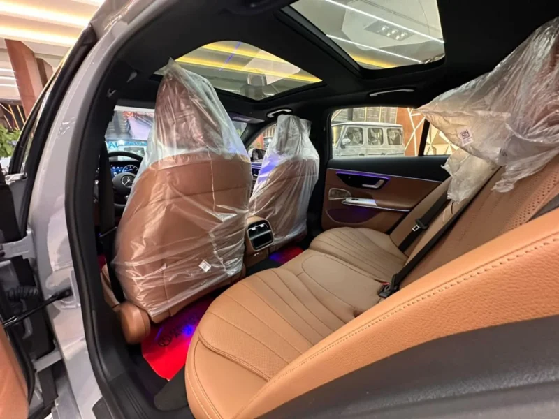 2026 Mercedes Benz E300 AMG 2.0L 4 Cylinders Hybrid Engine Grey Brown Sedan Korean Specs