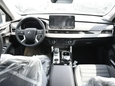 2026 Mitsubishi Outlander 7P H-Line 2.5 Litres 4 Cylinders Petrol Engine Black SUV GCC Specs