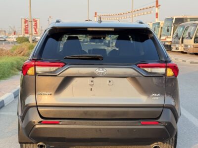 2023 TOYOTA RAV 4 XLE PREMIUM 2.5 Litres 4 Cylinders Petrol Engine Grey Black SUV US Specs