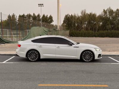 2018 Audi A5 45 TFSI S-LINE 2.0 Litres 4 Cylinders Petrol Engine White Red Hatchback Automatic