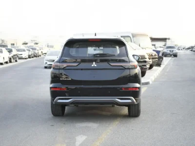 2026 Mitsubishi Outlander 7P H-Line 2.5 Litres 4 Cylinders Petrol Engine Black SUV GCC Specs