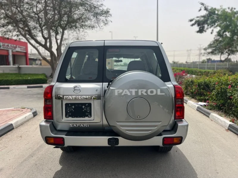 2024 Nissan Patrol Safari SW 4.8 Litres 6 Cylinders Petrol Engine Silver Grey SUV GCC Specs Manual