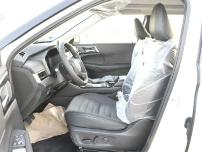 2026 Mitsubishi Outlander 7P H-Line 2.5L 4 Cylinders Petrol Engine White Black SUV GCC Specs