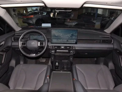 2026 Toyota RAV 4 LTD HEV 2.5 Litres 4 Cylinders Hybrid Engine Brown Black SUV Chinese Specs