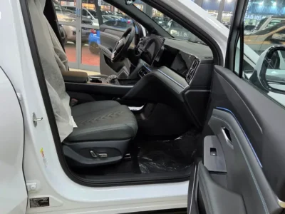 2025 BYD Song Plus 4 Cylinders Plug-in Hybrid Engine White Black SUV Chinese Specs