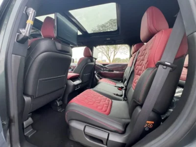 2026 Nissan Patrol SE PLATINUM CITY 3.8-liter V6 Petrol Engine Green Red SUV GCC Specs