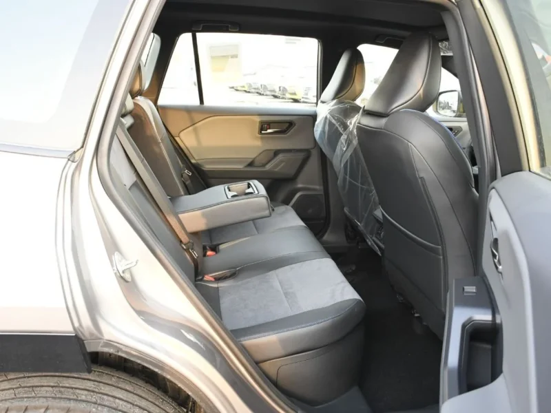 2026 Toyota RAV 4 XSE HEV 2.5 Litres 4 Cylinders Engine Bronze Black SUV GCC Specs