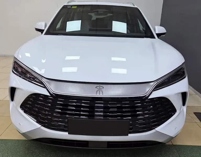 2025 BYD Song Plus 4 Cylinders Plug-in Hybrid Engine White Black SUV Chinese Specs