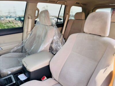2019 Toyota Prado GXR 4.0 Litres 6 Cylinders Petrol Engine White Beige SUV GCC Specs