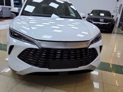 2025 BYD Song Plus 4 Cylinders Plug-in Hybrid Engine White Black SUV Chinese Specs