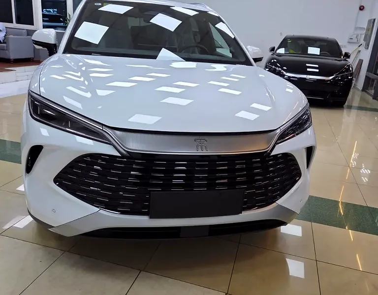 2025 BYD Song Plus 4 Cylinders Plug-in Hybrid Engine White Black SUV Chinese Specs