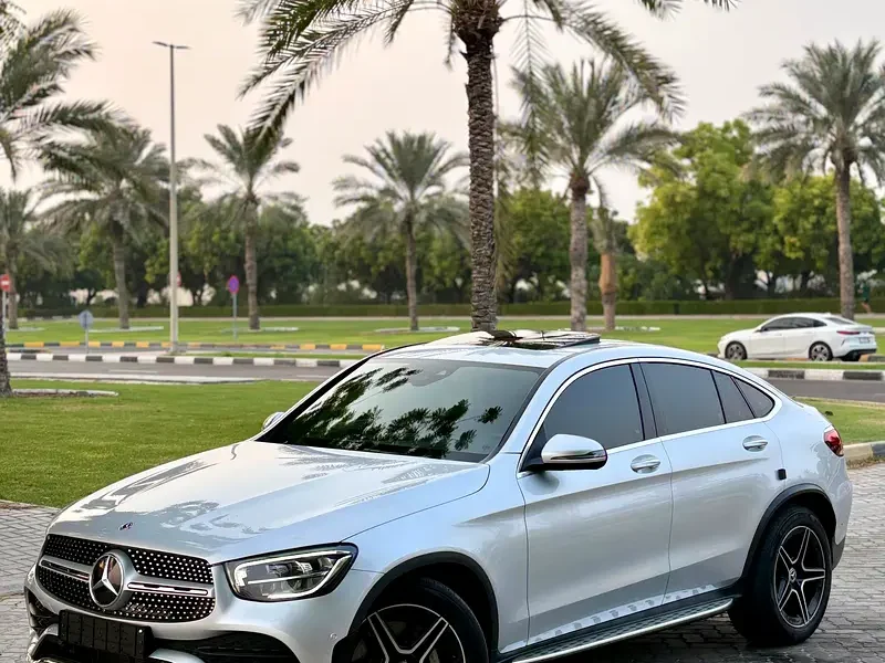 2020 Mercedes-Benz GLC-Class GLC 300 4MATIC 4 Cylinders Petrol Engine Silver Black SUV GCC