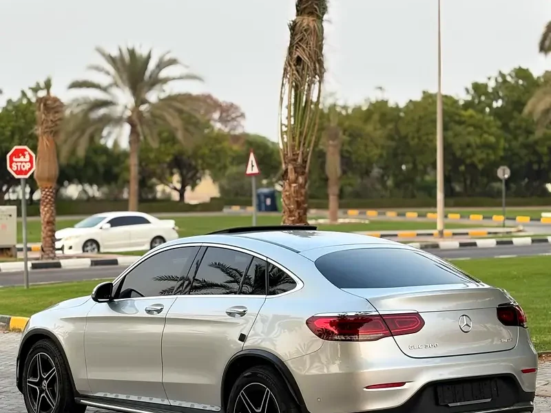 2020 Mercedes-Benz GLC-Class GLC 300 4MATIC 4 Cylinders Petrol Engine Silver Black SUV GCC