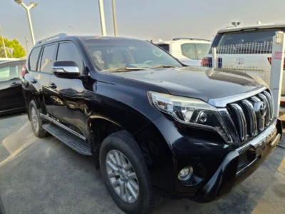 2016 Toyota Prado VXR 4.0 Litres 6 Cylinders Petrol Engine Black Beige SUV GCC Specs