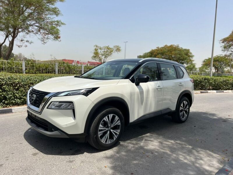 2024 Nissan X-Trail SV 2.5 Litres 4 Cylinders Petrol Engine White Beige SUV GCC Specs Automatic