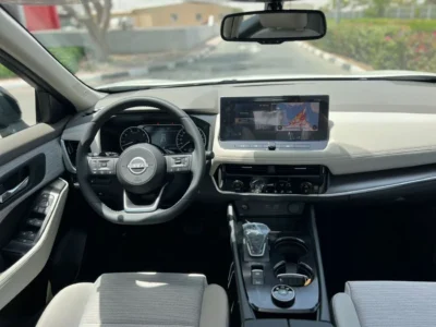 2024 Nissan X-Trail SV 2.5 Litres 4 Cylinders Petrol Engine White Beige SUV GCC Specs Automatic