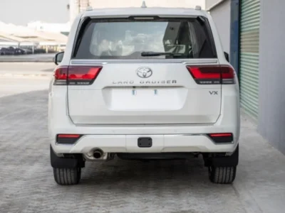 2026 Toyota Land Cruiser VX 4.0 Litres 6 Cylinders Petrol Engine White Black SUV GCC Specs