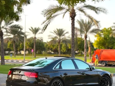 2014 Audi S8 5.2 FSI quattro Exclusive Line V10 Petrol Engine Black Red Sedan GCC Specs
