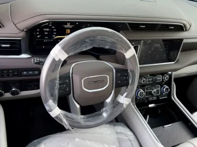 2024 GMC Yukon Denali 6.2 Litres V8 Petrol Engine Black White SUV GCC Specs Automatic