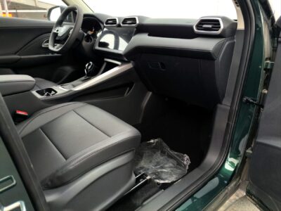 2025 MG ZS 1.5 Litres 4 Cylinders Petrol Engine Green Black SUV GCC Specs Automatic