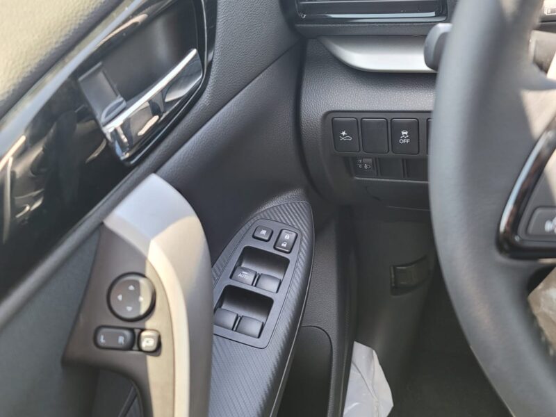 2026 Mitsubishi Eclipse Cross 1.5L turbocharged 4 Cylinders Petrol Engine Blue Black SUV GCC