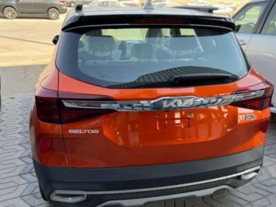 2026 Kia Seltos 2.0-Liter 4-Cylinder Petrol Engine Orange Black SUV GCC Specs Automatic