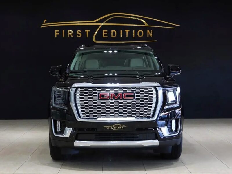 2024 GMC Yukon Denali 6.2 Litres V8 Petrol Engine Black White SUV GCC Specs Automatic