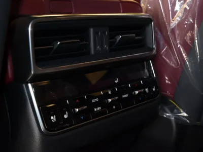 2023 Lexus LX-Series LX 600 Signature 3.5L V6 Twin-Turbo Petrol Engine Green Red SUV GCC